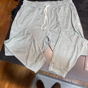 Vuori Heather Green/Gray Athletic Pants Size L